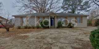 1822 Sedgefield Street Gallery 1