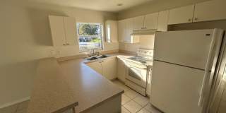4 bedroom, 2 bathroom Sarasota home, plus garage and beautiful lot, conveniently located near Downtown, beaches, and restaurants!! Gallery 4