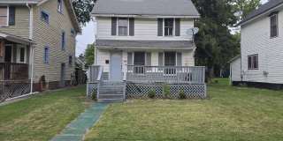 329 11th Street Gallery 1