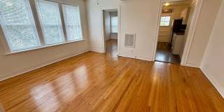 Large 3 bedroom in Greater Grand Crossing Gallery 5