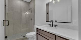 2bed/2.5bath Modern Townhomes! Gallery 195