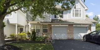 2028 Greenes Way Circle Gallery 1