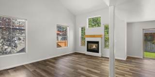 528 Lake Court Gallery 7