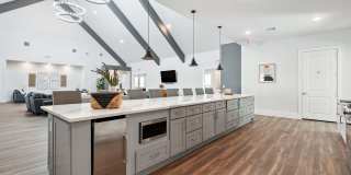 Retreat at Krum Age 55+ Active Adult Apartment Homes Gallery 6