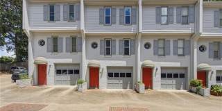 856 Saint Charles Avenue NE Gallery 36