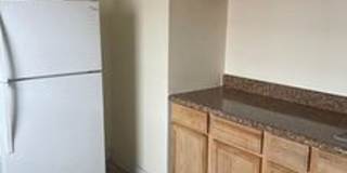 2 bed house on Rva Northside!  Central hvac, hardwoods,all electric, lots of parking, laundry, Gallery 15