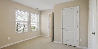 210 Adobe Place Gallery 33