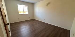 Welcome to this 2 bedroom 1 bath home! Gallery 14