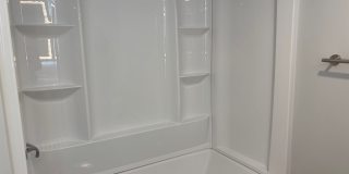 82 Longview Street Gallery 10