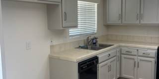 Clean 3 Bedroom / 2 Bathroom home near Stockdale High School, Recently Renovated! Clean 3 Bedroom / 2 Bathroom home near Stockdale High School, Recently Renovated! Gallery 12