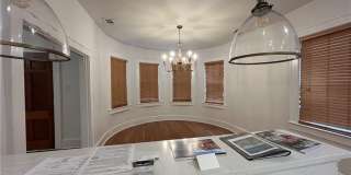 1106 E 51st Street Gallery 9