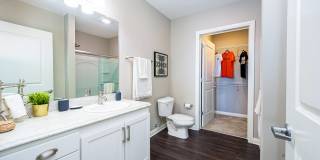 River & Rich Gallery 7