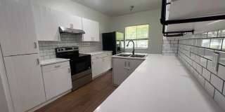 16360 Malibu Drive Gallery 4