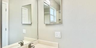 2140 Mystic Ring Loop Gallery 49