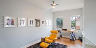 2412 Venetian Way Gallery 19