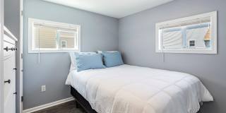 309 Hiering Avenue Gallery 17