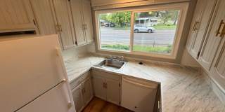 3bed/1.5bath $500 signing bonus if lease signed by April 31st, 2026 Gallery 11