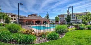 Updated 2BR/2BA Condo with Garage in Prime Folsom Location! Gallery 17