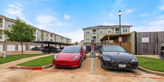 Riverhaus Creekside Apartments Gallery 50
