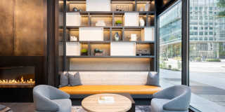 Elle Gallery 42