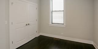 1946 West Nelson St. Apt. 1946 West Nelson St. Apt. Gallery 37