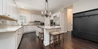 Gorgeous Rancher Located in University Bluffs Gallery 5