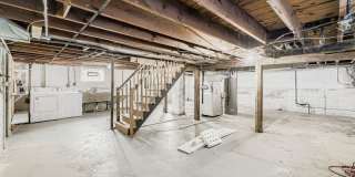 16855 Sayre Avenue Gallery 18