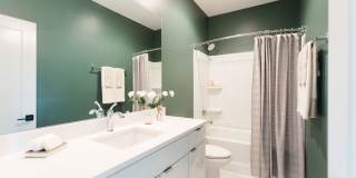 The Yarra Nashville Gallery 21