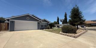 ***JUST REDUCED!!!*** 3-bedroom, 2-bath home in Visalia, CA! Gallery 1