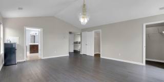 15704 BEAU RIDGE Drive Gallery 35