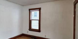 3 BR/1 BA Single-Family Home in St. Paul! Gallery 13