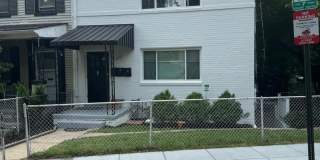 4253 BROOKS ST NE #B 4253 BROOKS ST NE #B Gallery 1