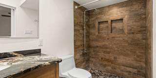 ALAMO HEIGHTS  |  TOWNHOME  |  REMODELED  |  HUGE TERRACE Gallery 31