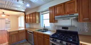 1005 narragansett Boulevard Gallery 5