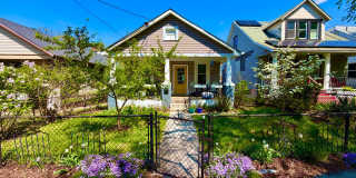 Beautiful Benning 3 Bedroom Renovated Bungalow Home with Yard, Parking, W/D. Gallery 1