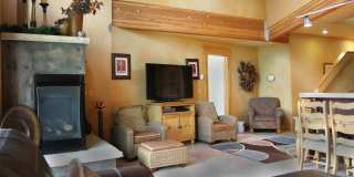 WINTER RENTAL-204 Durango Ct.-Remodeled 3 Bed w/Loft &4 Baths Condo w/ Private Laundry Gallery 1