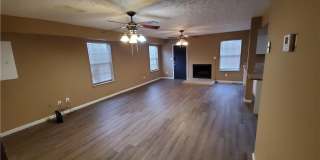 1536 W 40th Street Gallery 2