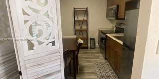 326 Roosevelt St 1-5 Gallery 4
