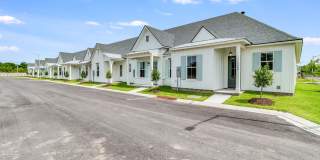 New Construction Upscale Single Story Townhome in Gated Community Gallery 69