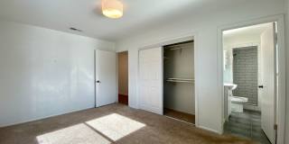 Hidden 4 Bed 2 Bath Gem in South Austin! Gallery 23