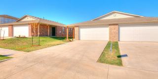 Easy Living in Redstone Ranch — 3 Bedroom, 2 Bath Duplex with Lawn Care Included Gallery 4