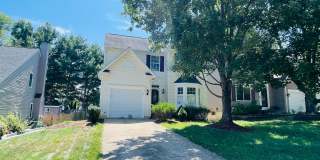 HOME IN PARK RIDGE!! Gallery 1