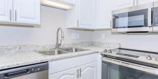 Senior Housing - Clear Creek Commons Apartments Gallery 3