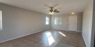 1776 square foot 3 Bedroom home in El Mirage Gallery 12