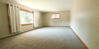 3 bedroom, 2 Bath Ranch style home with finished basement! Gallery 8