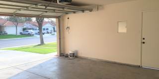 3+2 in Riverlakes - Ready Now!  PRICE REDUCTION - $2250 Rent Gallery 21
