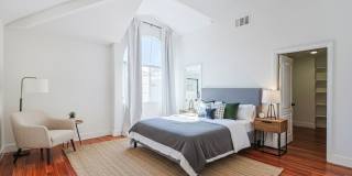 Fully Renovated 4 Bed/3.5Bath Home with Garage + Private Yard Gallery 8