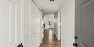 GreenHills Condo! Gallery 19