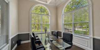 143 SOUTHERN PECAN Circle Gallery 17