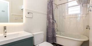 Castro: UNFURNISHED Top Floor Flat w/ Private Deck, W/D in unit & Garage Parking Gallery 66